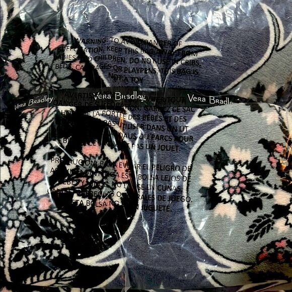 Vera Bradley Ornate Blooms Floral Fleece Throw Blanket Purples,Gray& Black 80x50 - Picture 2 of 3